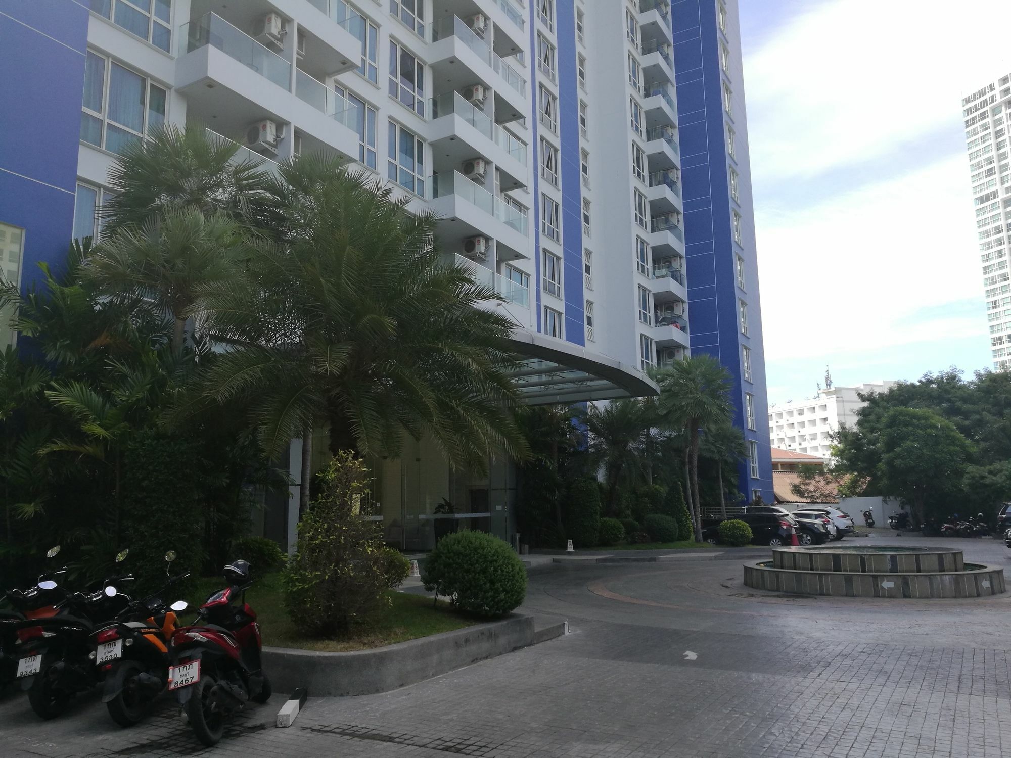 The Cliff Apartment Pattaya Exterior photo